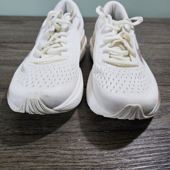 Brooks Adrenaline GTS 24 Women's Run/Walk Road Coconut/Rose Gold/ White Size 7.5 - Picture 3 of 16